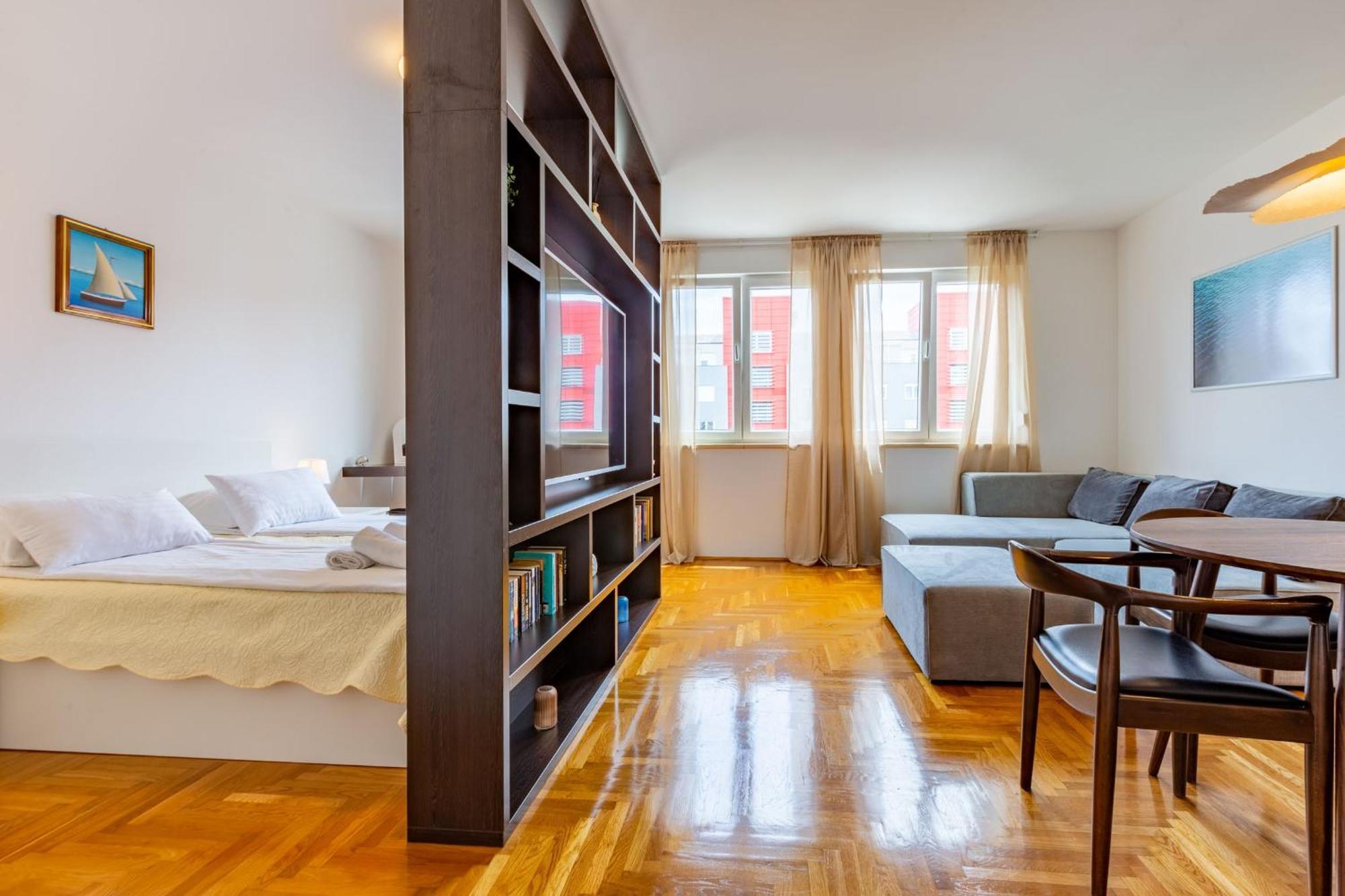 Amarena With Parking Appartement Zadar